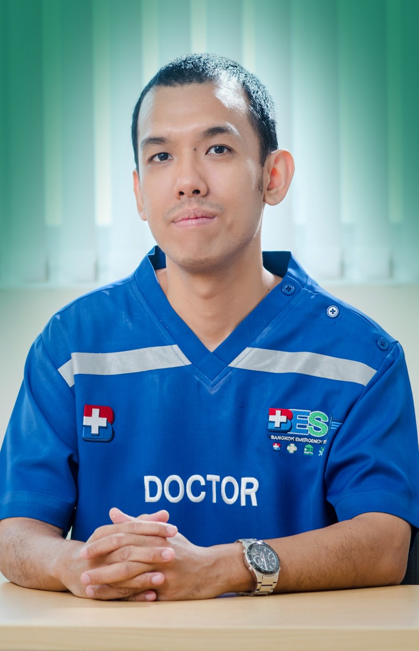 นายแพทย์ ภูวดล บุญเพิ่มผล